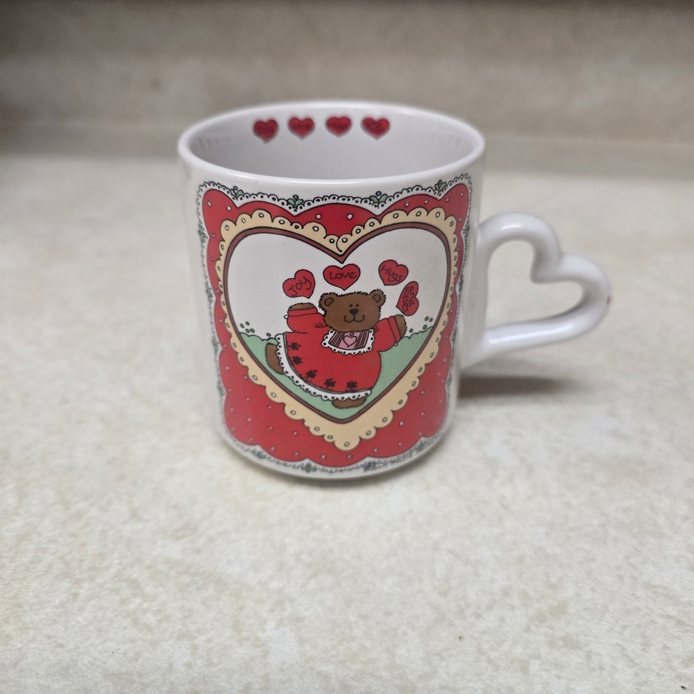 Vintage 1985 Enesco Susan Marie‎ McChesney Teddy Bear Heart Handle Mug Red White